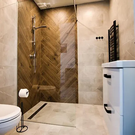 House Of Energy - Zator شقة *